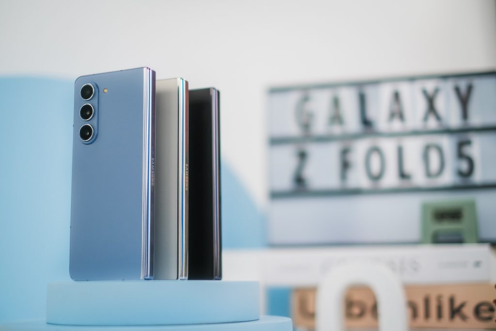 Rahasia Dibalik Desain Kekinian Galaxy Z Fold5 | Z Flip5, HP Lipat yang Cocok Buat Anak Muda 3